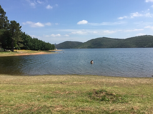 praia fluvial senhora da ribeira centraal Portugal