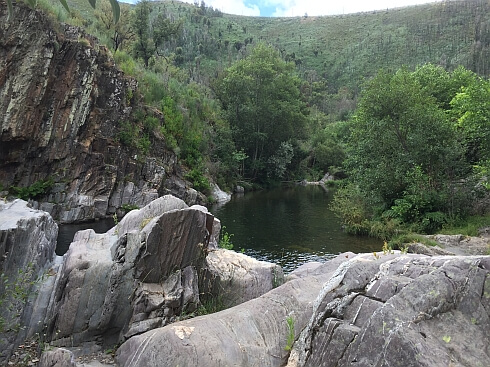 serra do acor Casal Novo poco da cesta