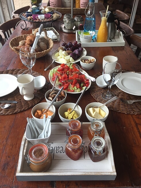 Vegan ontbijt bij Casa Traca 2 Vegan ontbijt bij Casa Traca B&B Arganil